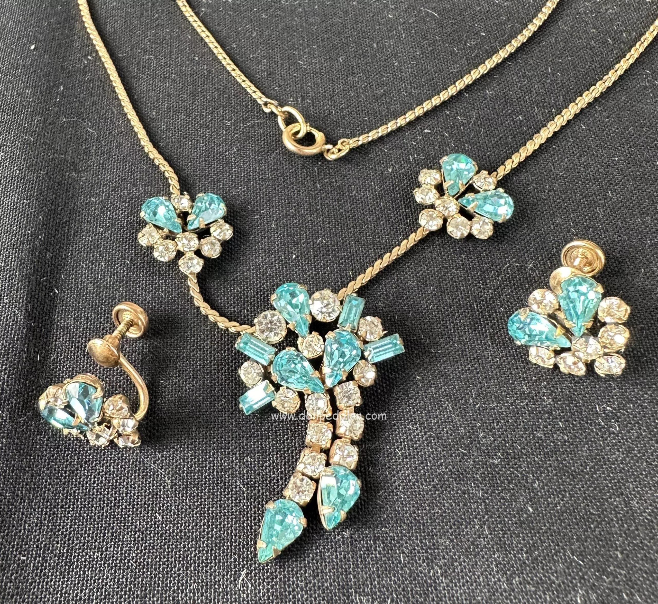“Hera” Vintage Tru-Kay Jewelry Set, Crystal and Aqua Rhinestones in Faux Velvet Case